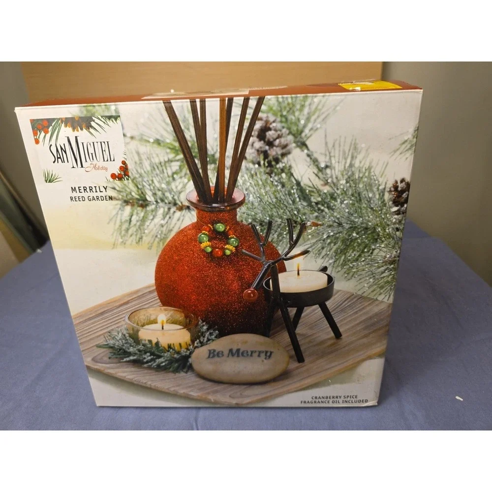 Reed Garden Brand New In Box. Merrily Reed Garden. Cranberry Spice Complete Set.